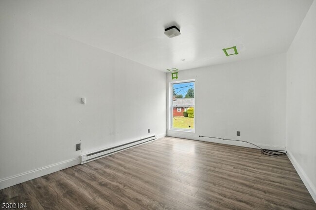 Foto del edificio - 310 Lake Shore N