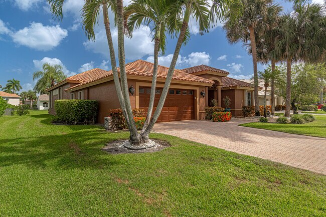 Building Photo - 10599 St Thomas Dr