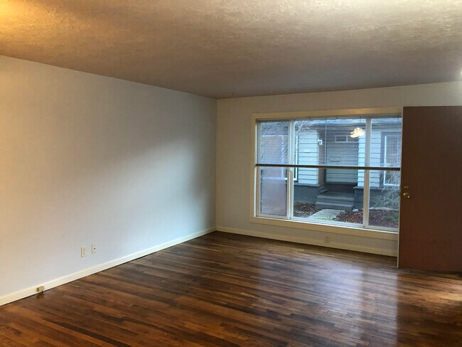 Foto del edificio - 5422 N Montana Ave