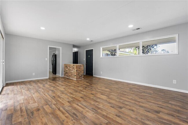 Foto del edificio - 207 Cache Cir