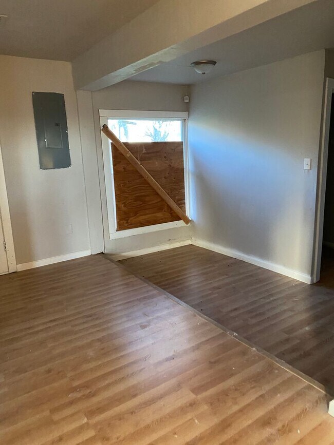 Foto del edificio - Very Nice 4BD/2BA Home