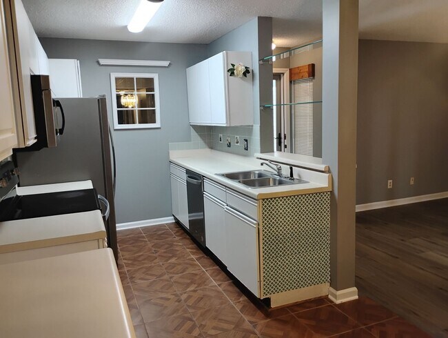 Foto del edificio - SOUTH BAY LAKES IV