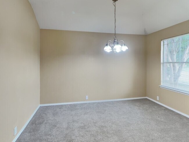 Foto del edificio - 152 E Kirnwood Dr