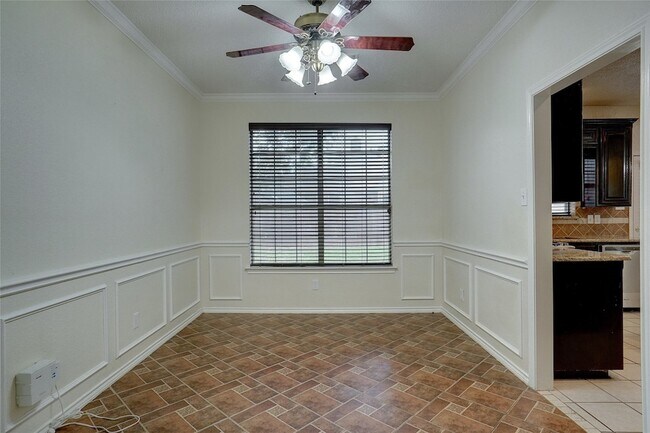 Foto del edificio - 617 Turtledove Ln