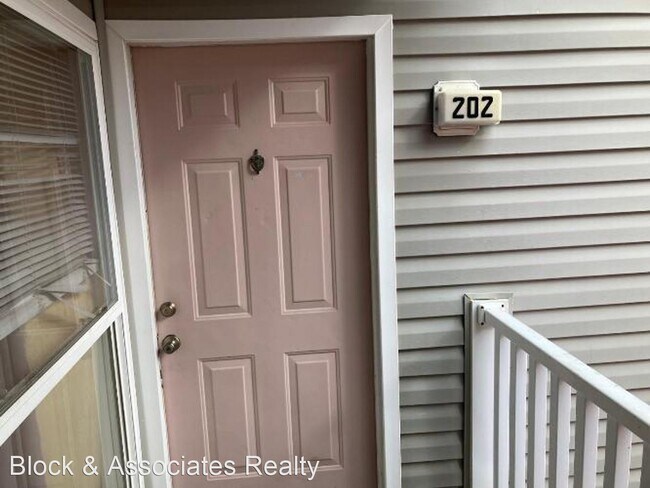 Foto del edificio - 1 br, 1 bath House - 1410-202 Collegiate C...