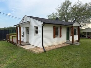 Building Photo - 337 Bryant Rd