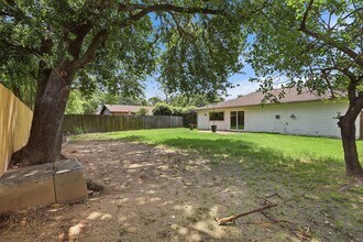 Building Photo - 4035 Cypressdale Dr