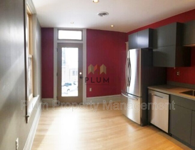 Foto del edificio - 133 S 5th St E