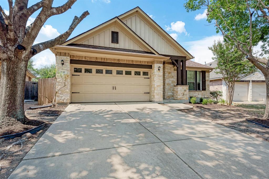 Foto principal - 108 Latitude Ln