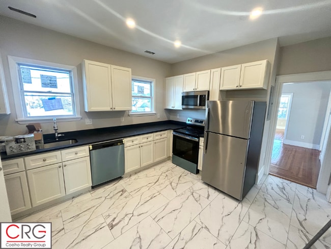 Building Photo - 79 3rd St