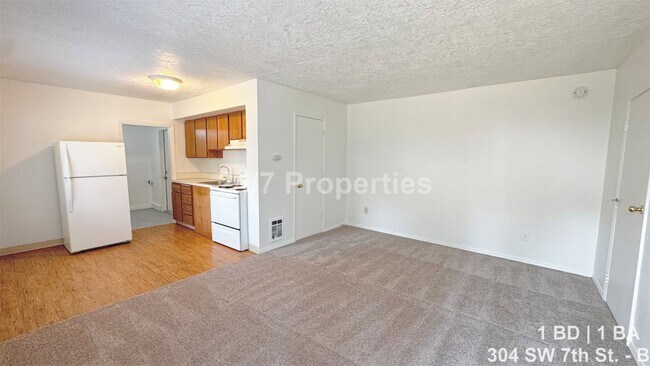 Building Photo - 2024-304MF