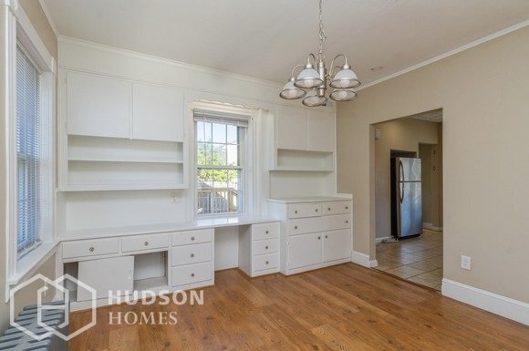 Building Photo - 3539 W Shore Rd