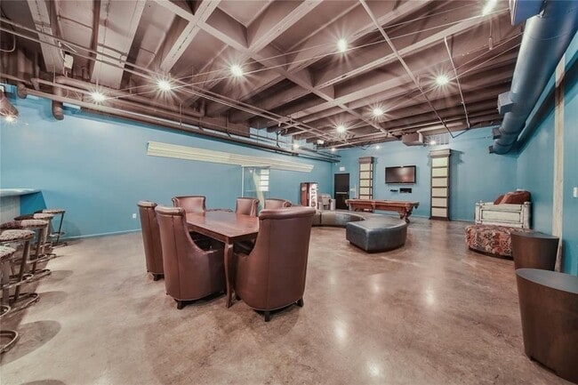 Photo - 705 Main St Apartment