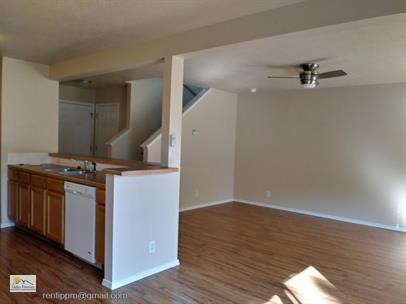 Foto del edificio - 2200 S Phillippi St