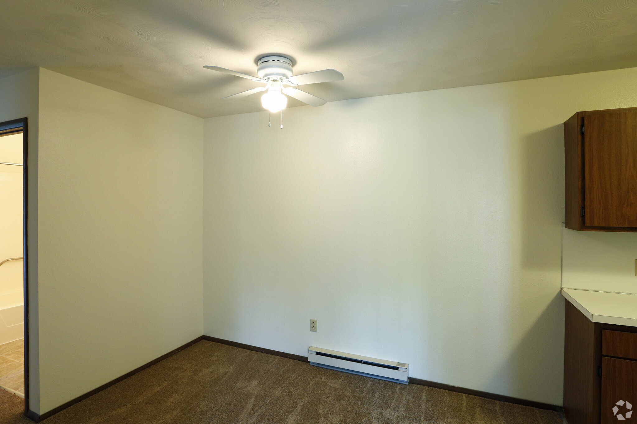 Oak Hill Apartments – photo 4