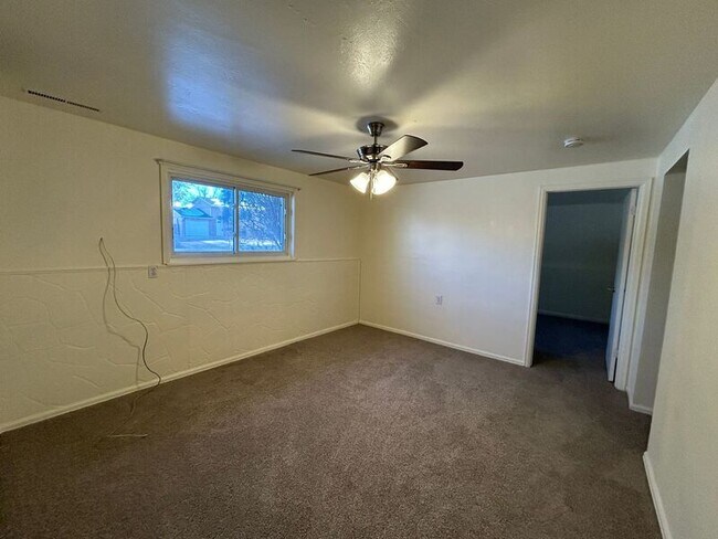 Building Photo - 1456 Bonita Dr