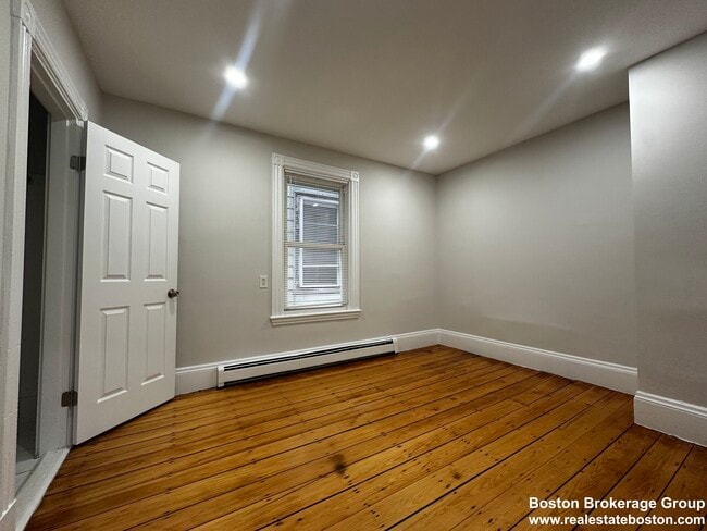 Foto del edificio - 22 Howell St