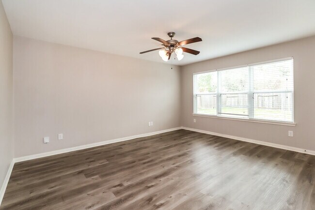 Foto del edificio - 13203 Alderfield Rd