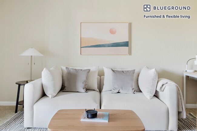 Foto del edificio - 600 Edgewater Blvd