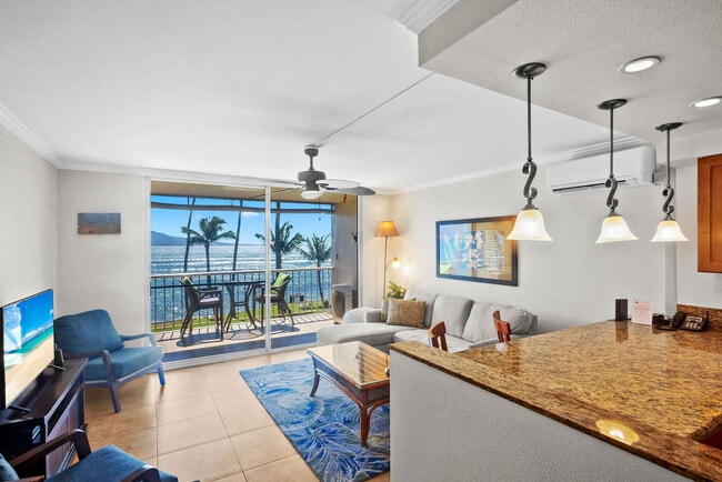 Building Photo - 70 Hauoli St