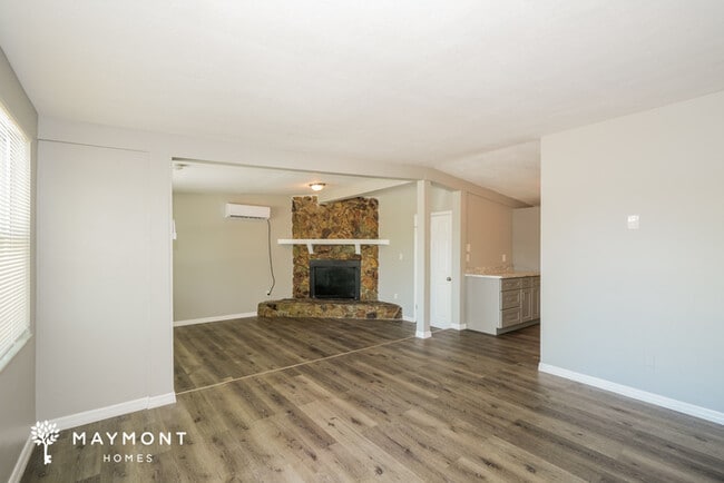 Building Photo - 7216 Gulf Breeze Cir