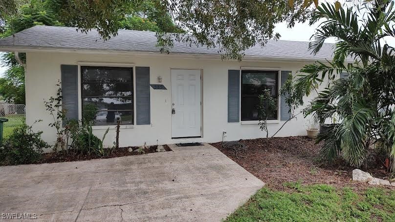 Primary Photo - 585 106th Ave N