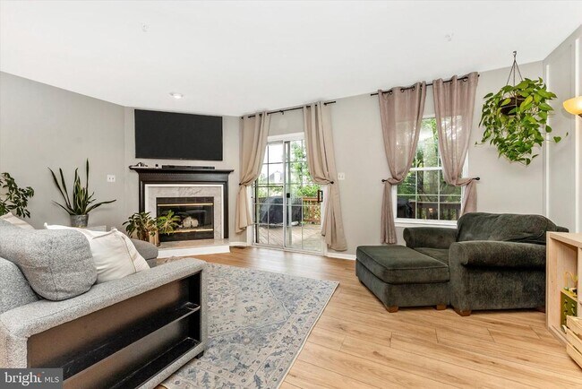Foto del edificio - 7115 Oberlin Cir