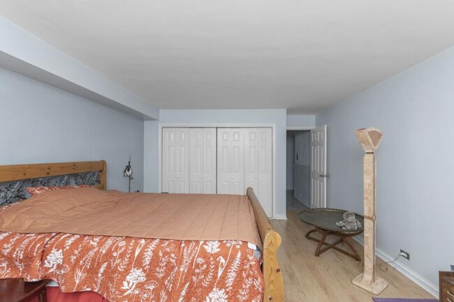 Building Photo - 1 bedroom in Chicago IL 60613