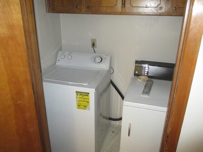Foto del edificio - Nice Two Bedroom with Fireplace