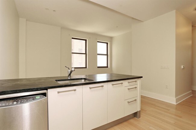 Foto del edificio - 4 Beacon Way