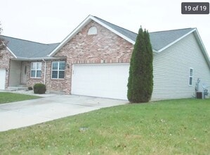 Building Photo - 1128 Carraway Ct