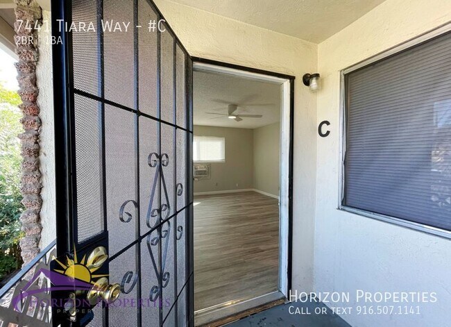 Foto del edificio - 7441 Tiara Way