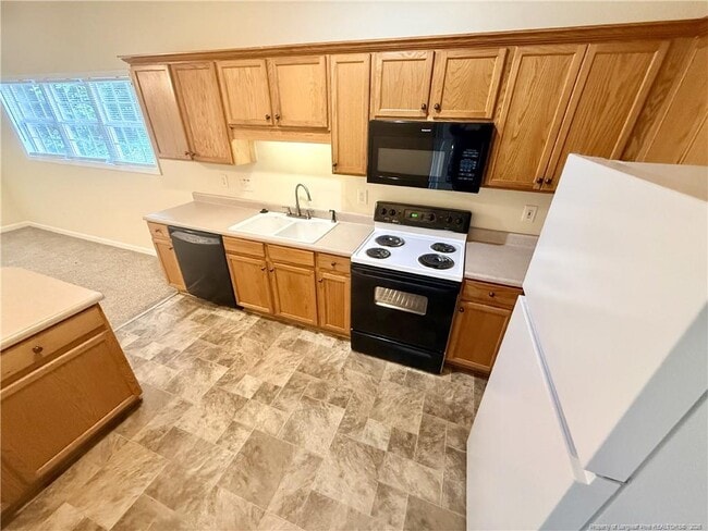 Building Photo - 522 Longview Dr