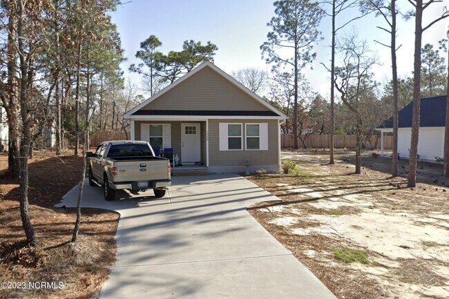 Foto del edificio - 1069 Morehead Rd