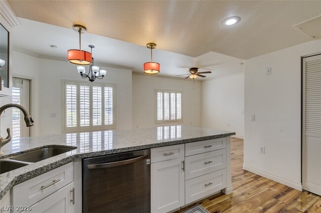 Foto del edificio - 3400 Cabana Dr