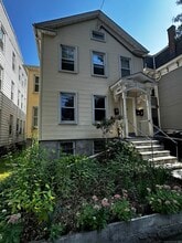 Building Photo - 47 Edwards St