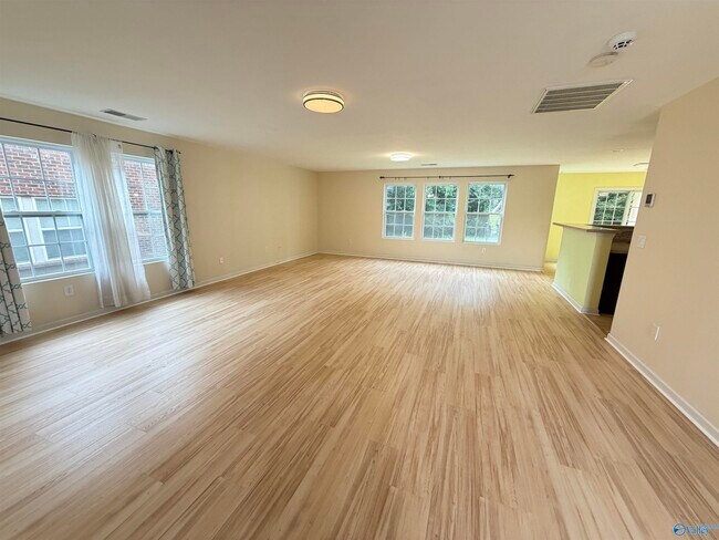 Foto del edificio - 222 Ivyleaf Dr
