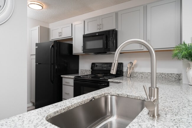 Building Photo - Britton Woods Apartments