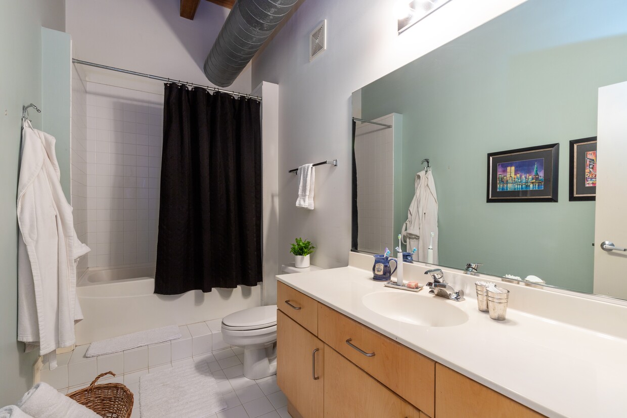 Photo - 1133 S Wabash Ave (Chicago, IL)