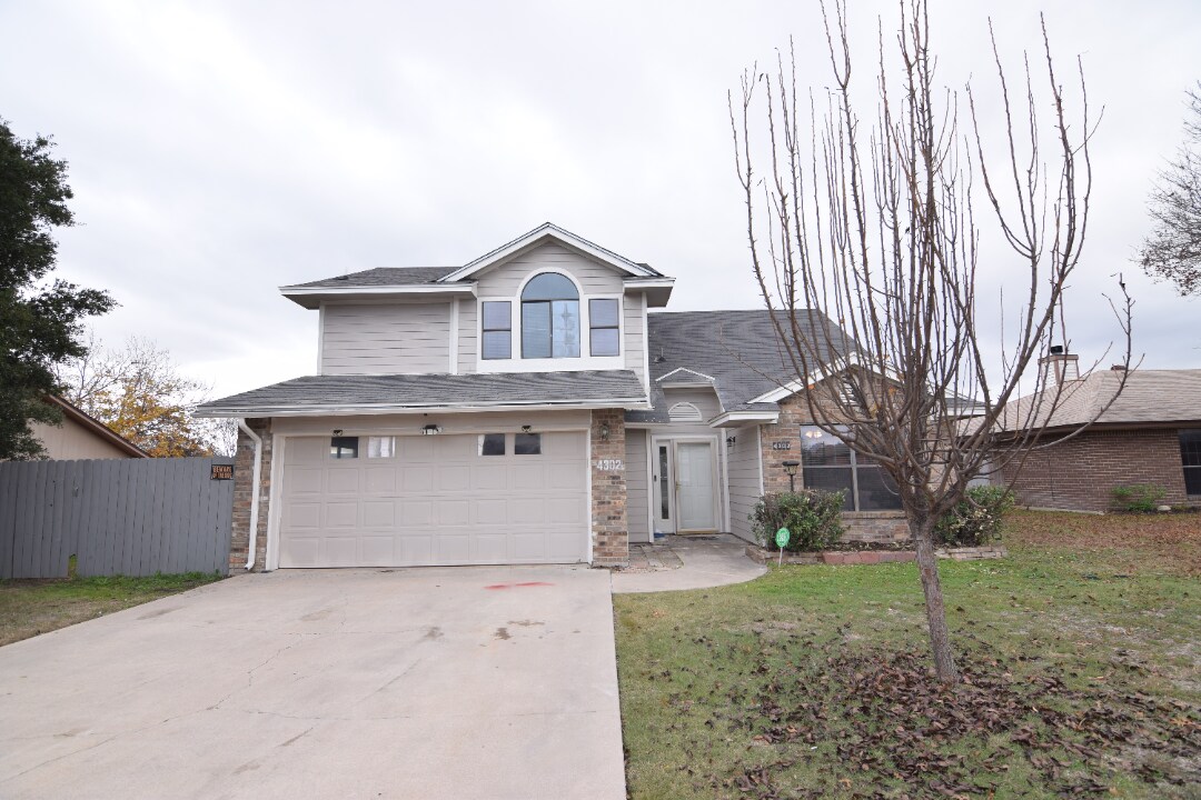 Primary Photo - 4302 Josh Dr