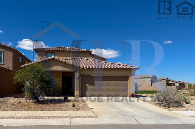 Building Photo - 4Bed/4Bath House in Tucson! $199 MOVE-IN S...