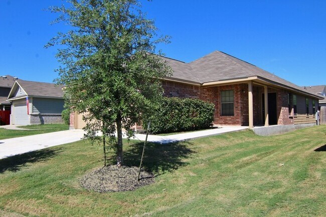 Foto del edificio - 6218 Heathers Bend