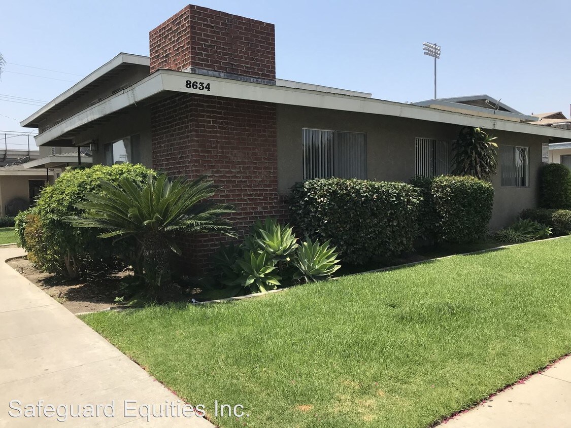 Foto principal - 8634 5th St