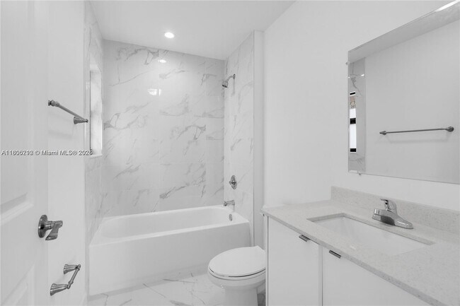 Foto del edificio - 1821 NW 69th St