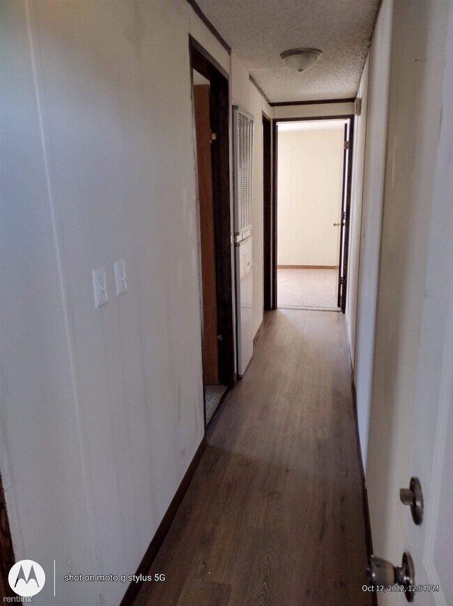 Foto del edificio - 3 br, 2 bath House - 5505 SW Lakefront Ln ...