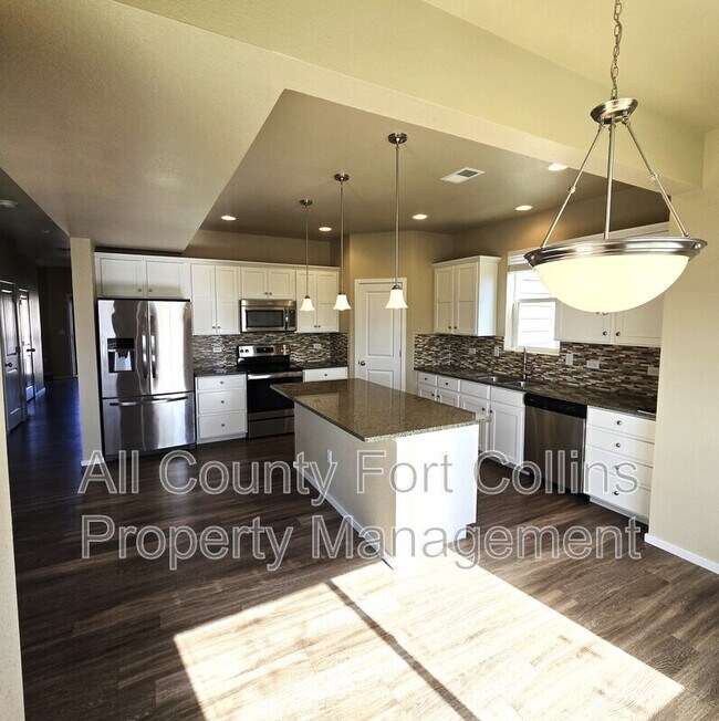 Building Photo - 3034 Benfold St