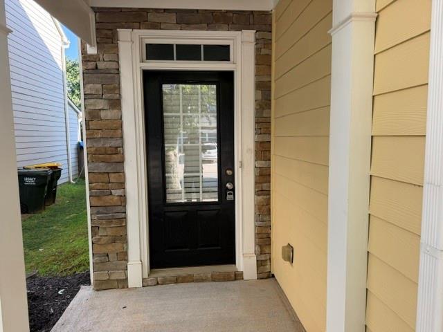 Building Photo - 5780 Weddington Dr
