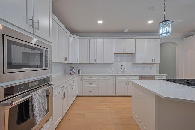Foto del edificio - 14238 Flower Creek Ln