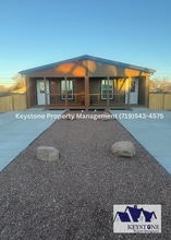 Building Photo - 632-634 Edna Ln