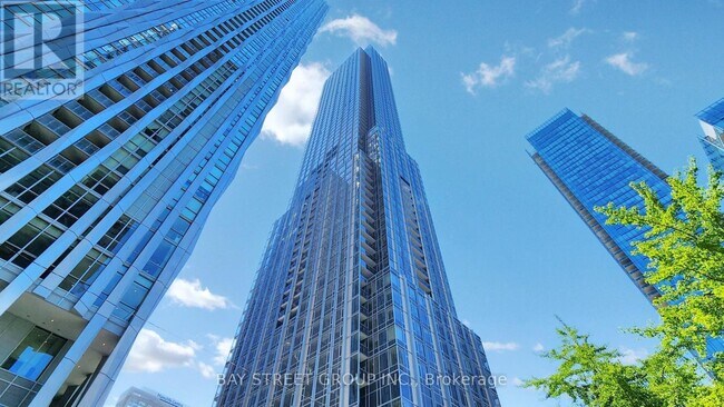 Photo du bâtiment - 11 Yorkville Ave
